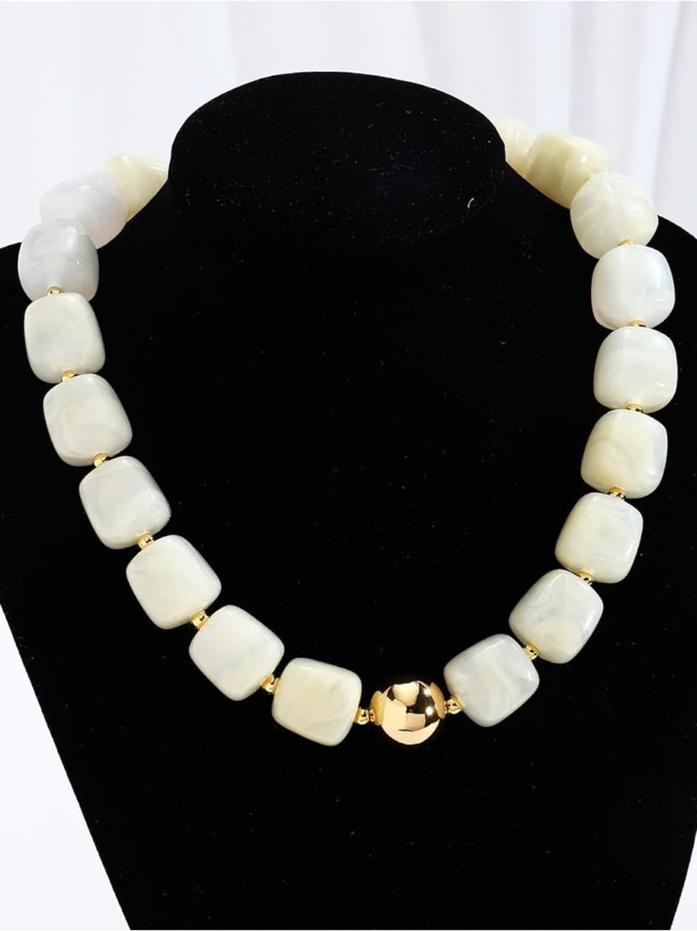 Cream Beaded Dopamine Necklace NEW - Picture 4 of 6